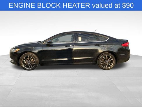 Used 2018 Ford Fusion SE w/ Equipment Group 201A image 5