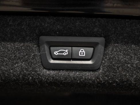 Used 2023 BMW 540i xDrive w/ Premium Package AWD/4WD image 34