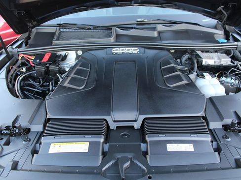 Used 2019 Audi Q7 3.0T Prestige AWD/4WD image 39