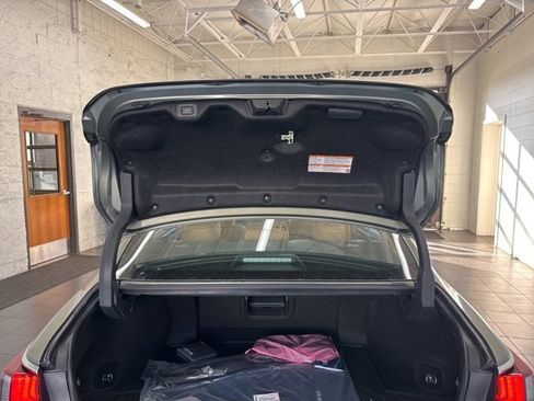 New 2025 Lexus ES 350 Ultra Luxury image 10