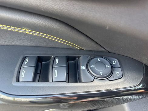 Used 2025 Chevrolet Trax ACTIV w/ Driver Confidence Package FWD image 19