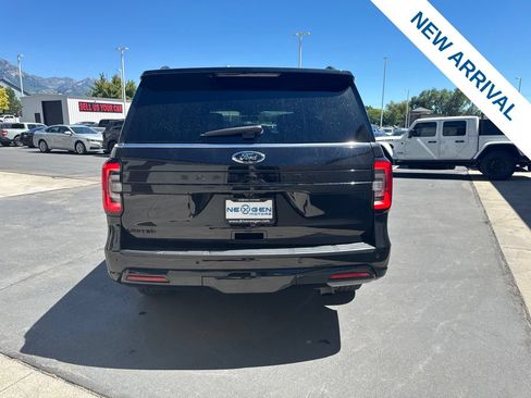 Used 2024 Ford Expedition Limited AWD/4WD image 6