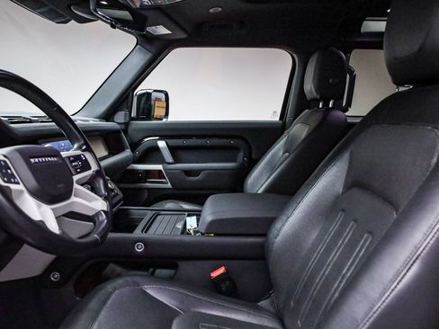 Used 2021 Land Rover Defender 90 X-Dynamic S image 14