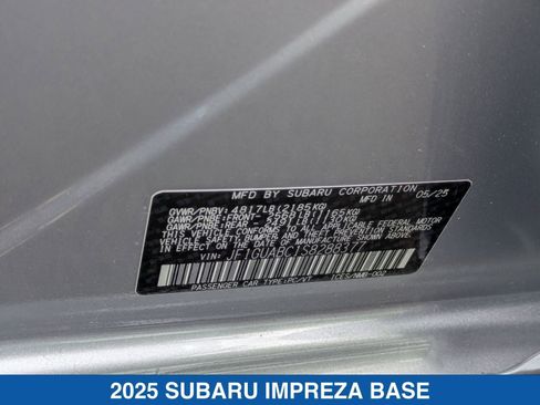 Certified 2025 Subaru Impreza 2.0i image 28