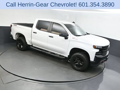 Used 2021 Chevrolet Silverado 1500 LT Trail Boss AWD/4WD image 1