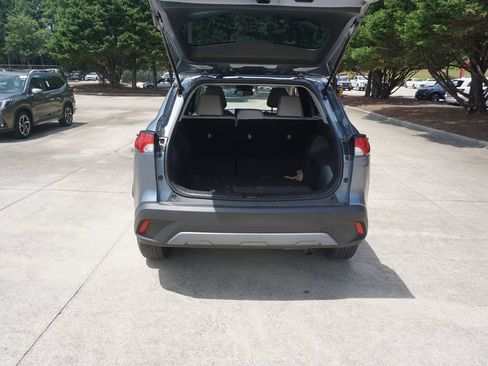 Used 2024 Toyota Corolla Cross L FWD image 16