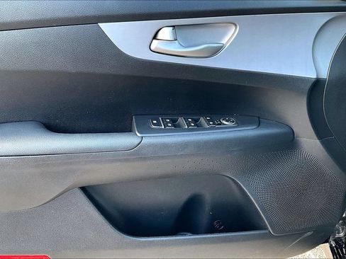 Used 2024 Kia Forte LXS FWD image 21