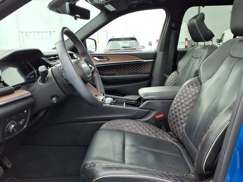 Used 2023 Jeep Grand Cherokee Summit w/ Advanced Protech Group IV image 24