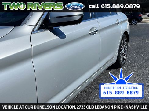 Used 2018 BMW 530i xDrive w/ Premium Package image 5