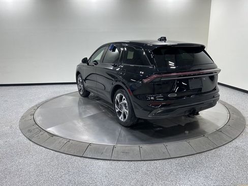 New 2026 Lincoln Nautilus Premier w/ Equipment Group 102A AWD/4WD image 8