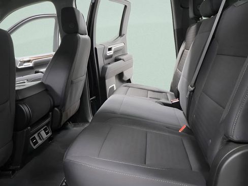 Used 2024 Chevrolet Silverado 1500 LT image 25