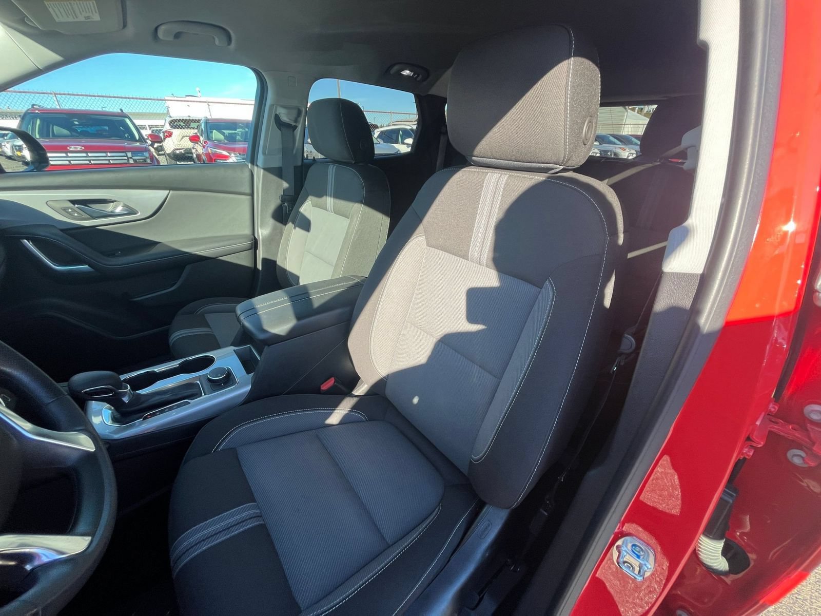 Used 2025 Chevrolet Blazer LT FWD image 36
