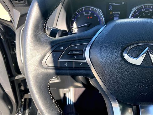 Used 2017 INFINITI Q60 3.0t Sport image 20