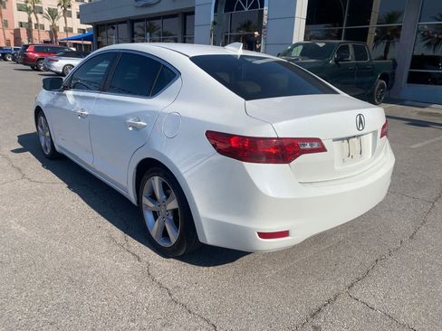 Used 2015 Acura ILX w/ Premium Package FWD image 9