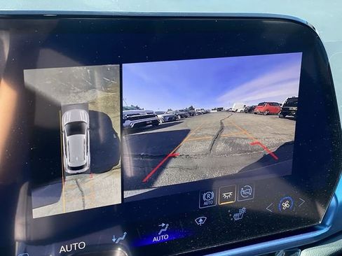 New 2026 Chevrolet Equinox EV LT FWD image 26