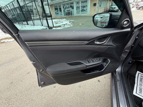 Used 2018 Honda Civic Si image 11
