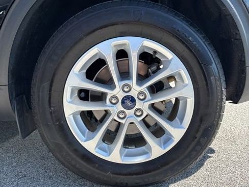 Used 2022 Ford Escape SE w/ Convenience Package image 26