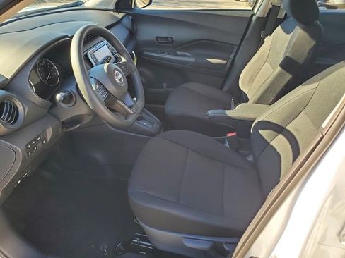 Certified 2025 Nissan Kicks Play S image 14