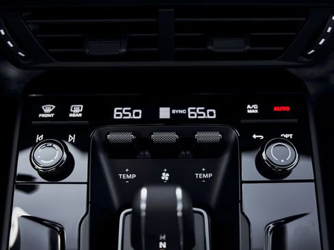 Used 2026 Porsche 911 Carrera 4 GTS AWD/4WD image 60