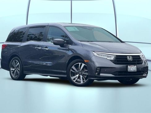 Certified 2021 Honda Odyssey Touring image 2