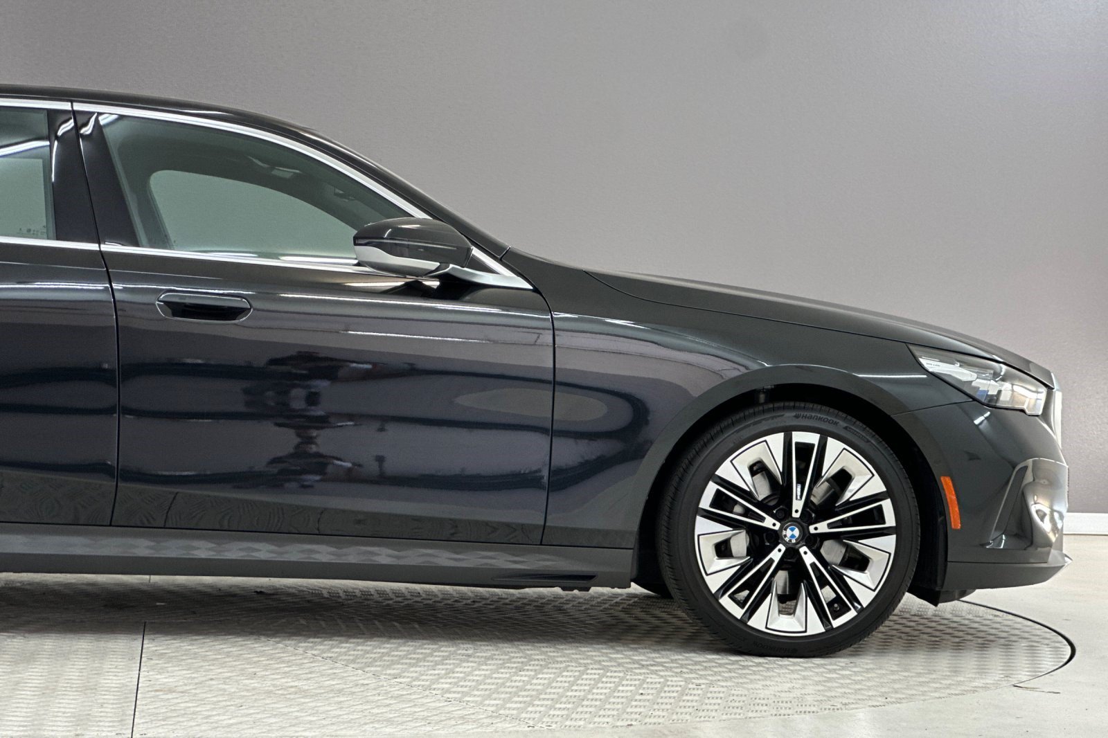 Used 2026 BMW 530i RWD image 35