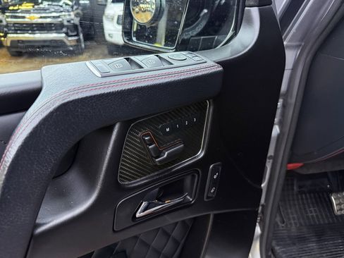 Used 2017 Mercedes-Benz G 63 AMG 4MATIC image 13