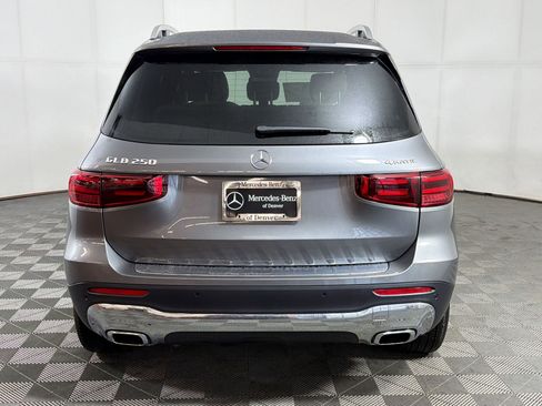 Used 2026 Mercedes-Benz GLB 250 4MATIC image 10