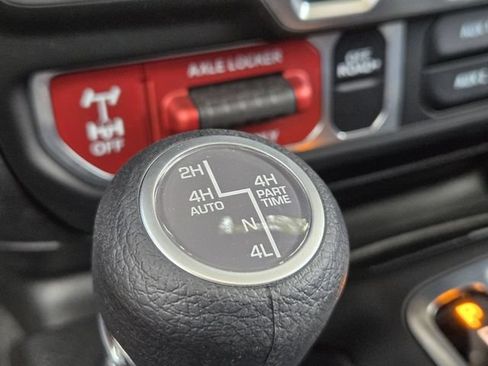 Used 2025 Jeep Wrangler Unlimited Sport S 4xe AWD/4WD image 28