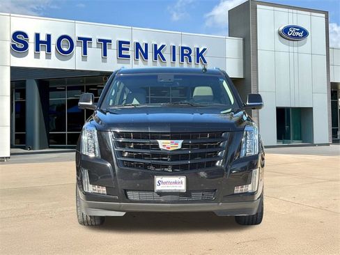 Used 2019 Cadillac Escalade ESV Premium Luxury w/ Escalade Sport Edition image 2
