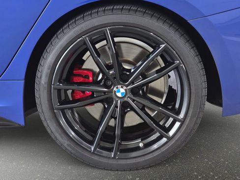 Used 2023 BMW 330i Sedan w/ M Sport Package RWD image 31