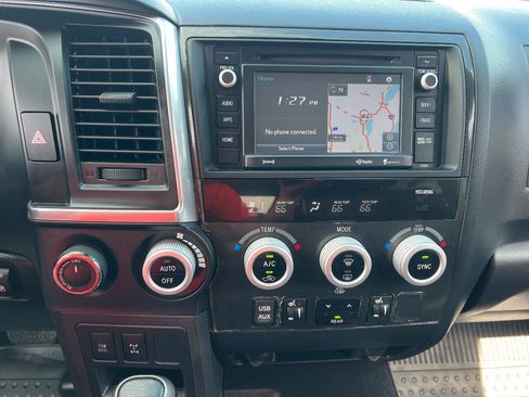 Used 2018 Toyota Sequoia TRD Sport AWD/4WD image 13