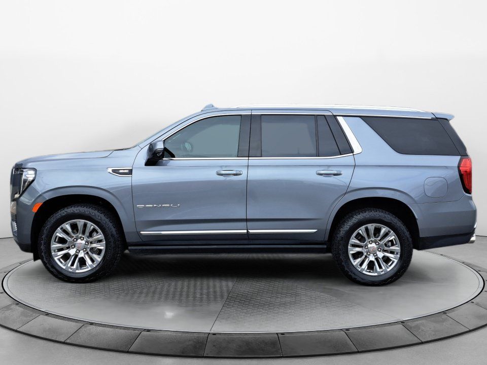 Used 2022 GMC Yukon Denali AWD/4WD image 4