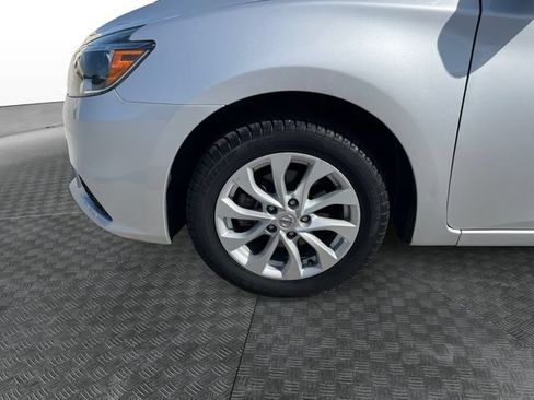 Used 2019 Nissan Sentra SV FWD image 14