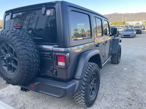 Used 2025 Jeep Wrangler Unlimited Sport AWD/4WD image 8