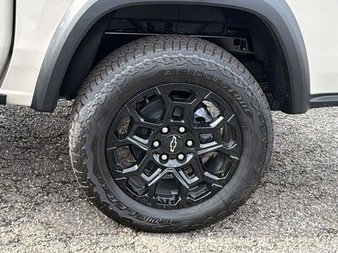 New 2026 Chevrolet Colorado Trail Boss AWD/4WD image 9