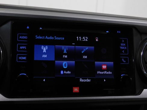 Used 2017 Toyota Tacoma Limited image 50