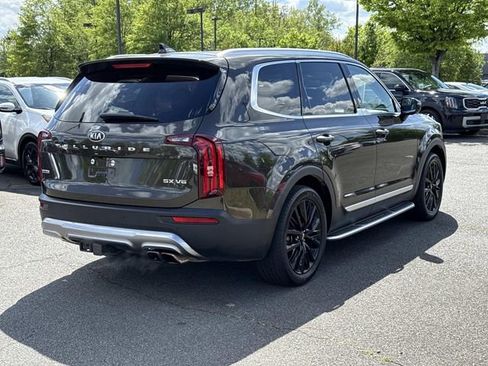 Used 2020 Kia Telluride SX w/ SX Prestige Package AWD/4WD image 2