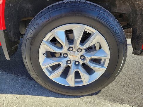 Used 2024 Chevrolet Silverado 1500 Custom image 10