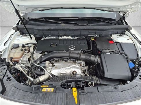 Certified 2023 Mercedes-Benz GLB 250 4MATIC image 25