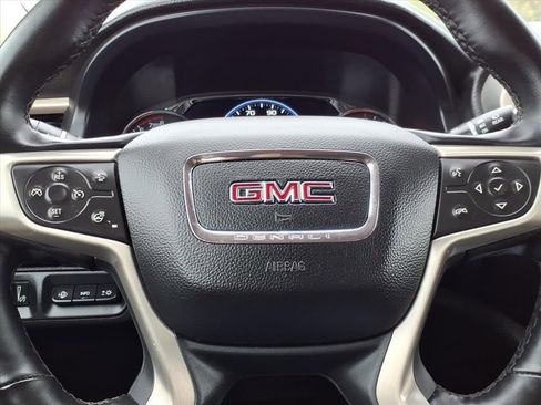 Used 2023 GMC Acadia Denali image 24