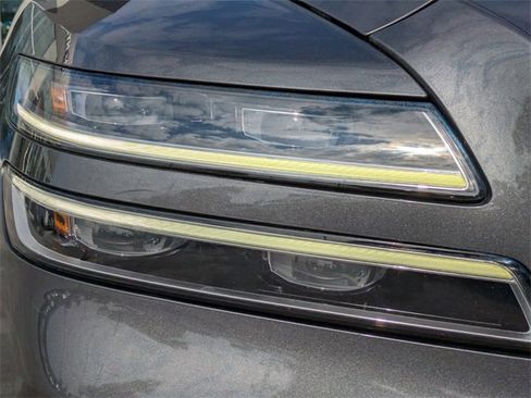 Used 2021 Genesis GV80 2.5T w/ Prestige Package 05 image 10