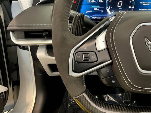 Used 2023 Chevrolet Corvette Z06 image 18