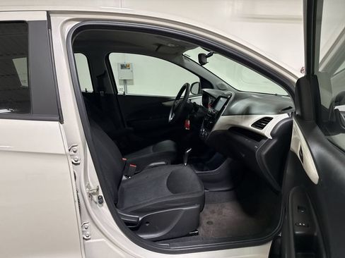 Used 2016 Chevrolet Spark LT FWD image 21