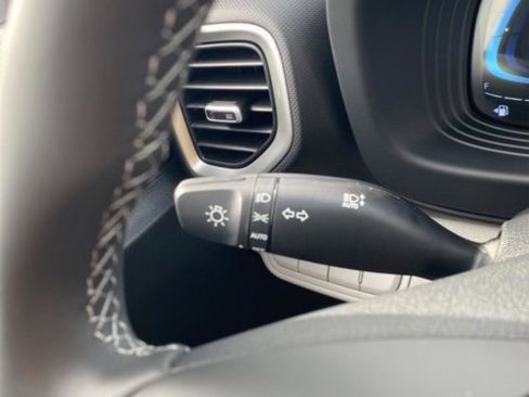 New 2026 Hyundai Venue SEL image 19