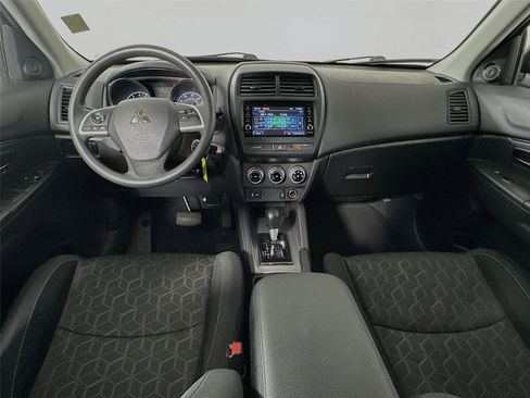 Used 2025 Mitsubishi Outlander Sport ES image 29