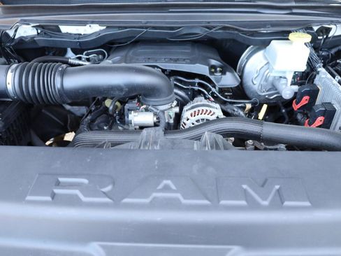 Used 2019 RAM 1500 Big Horn AWD/4WD image 21
