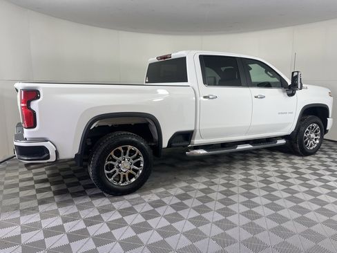New 2026 Chevrolet Silverado 2500 LT w/ Z71 Chrome Sport Edition image 3