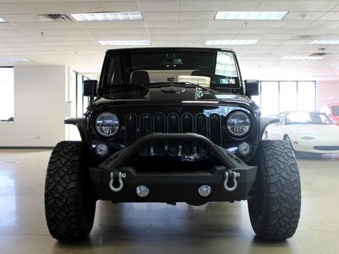 Used 2017 Jeep Wrangler Sport image 13