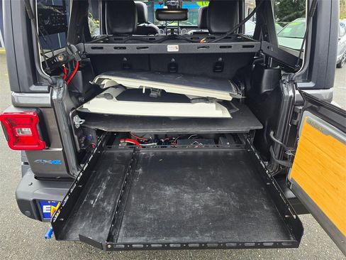 Used 2021 Jeep Wrangler Unlimited Rubicon 4xe w/ Steel Bumper Group image 20