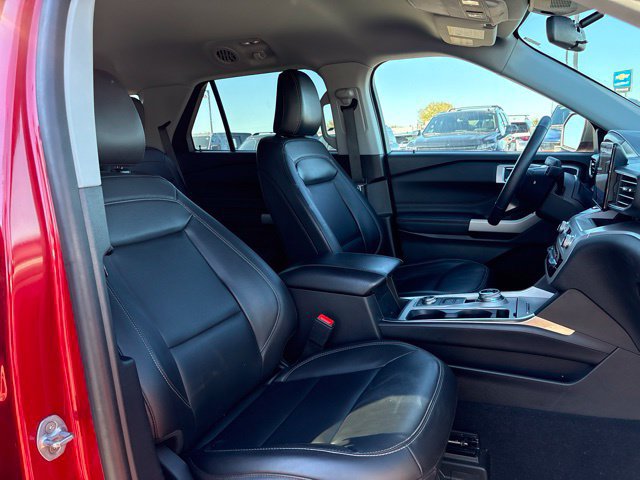 Certified 2024 Ford Explorer XLT w/ Equipment Group 202A AWD/4WD image 13